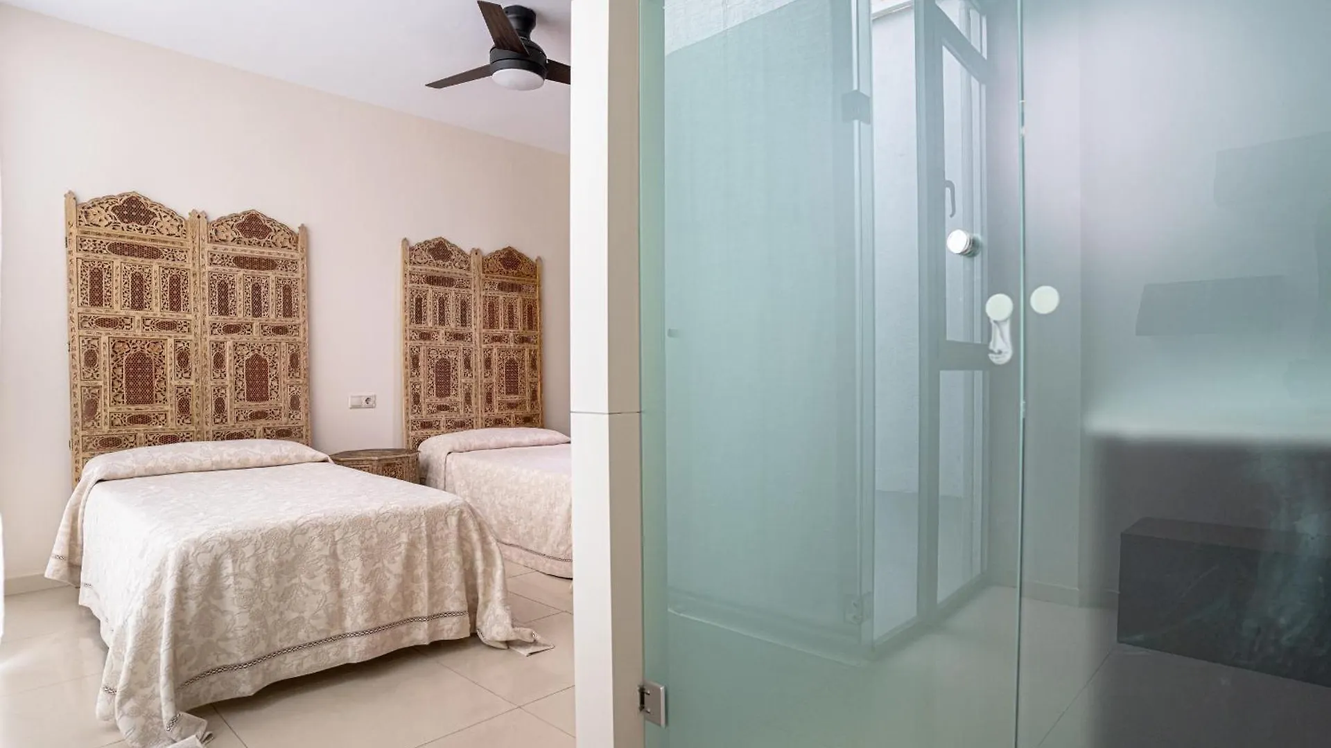 Casa La Mezquita Con Parking Gratis Villa Cordoba Holiday home