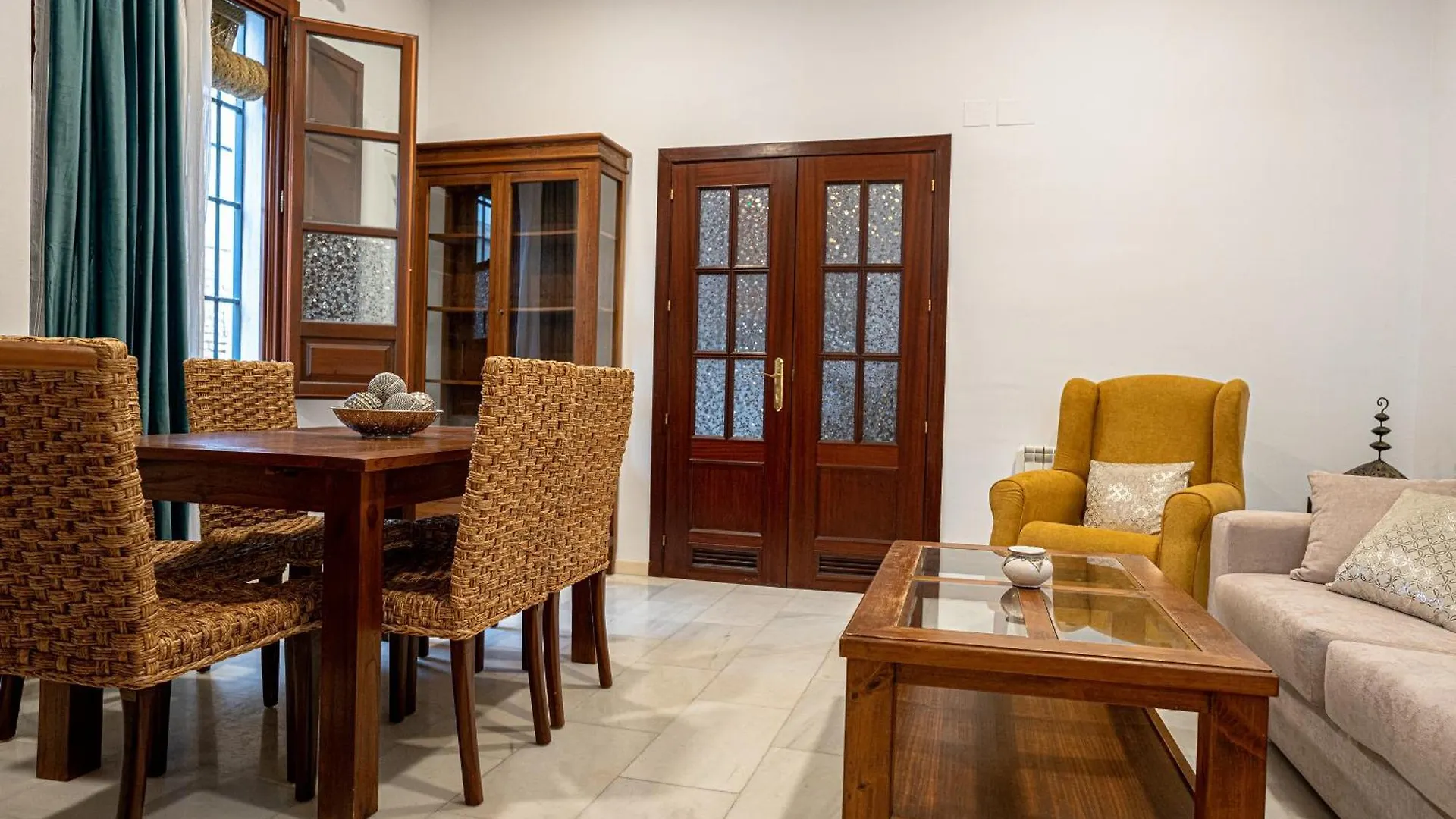 Casa La Mezquita Con Parking Gratis Villa Cordoba Holiday home